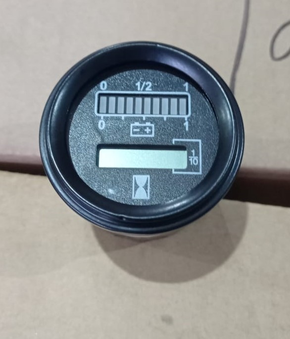 32 Кулонометр (датчик уровня заряда аккумулятора и моточасов) для штабелера CDDR-E (Instrument)